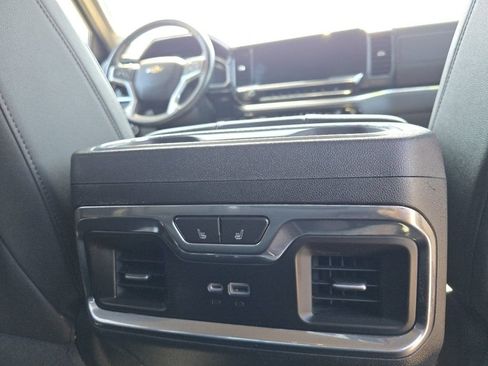 Used 2022 Chevrolet Silverado 1500 LTZ AWD/4WD image 29