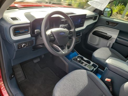 Used 2025 Ford Maverick XLT FWD image 20