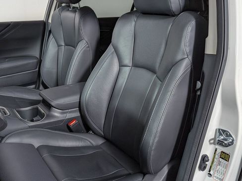 Used 2024 Subaru Outback Touring XT image 33