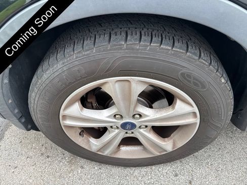 Used 2016 Ford Escape SE w/ Equipment Group 201A FWD image 19