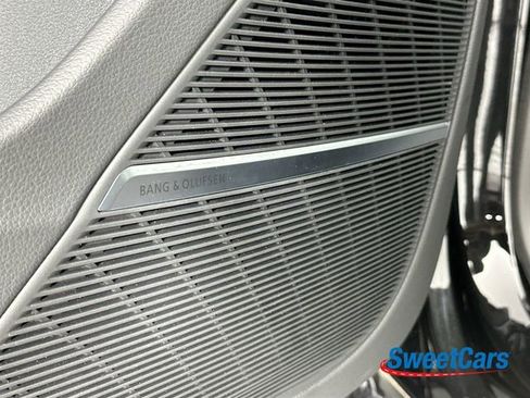 Used 2025 Audi RS Q8 performance AWD/4WD image 42