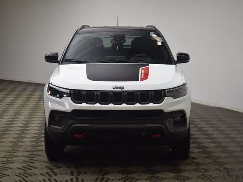New 2026 Jeep Compass Trailhawk AWD/4WD image 2