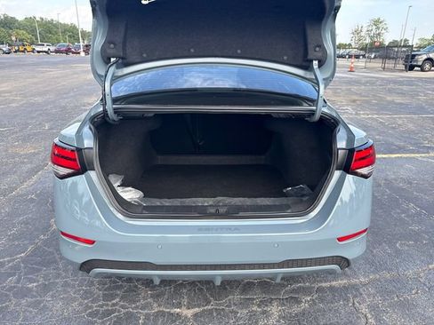 Used 2024 Nissan Sentra SV w/ SV Premium Package FWD image 28