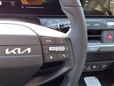 New 2026 Kia K4 EX image 10