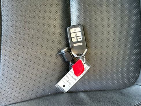 Used 2018 Honda Accord EX-L image 29