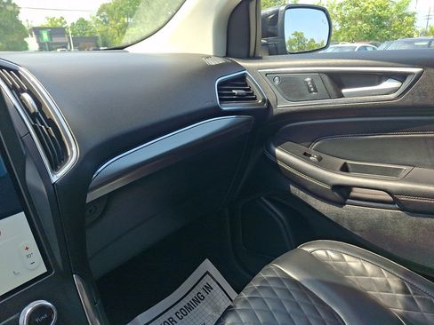 Used 2024 Ford Edge Titanium AWD/4WD image 36