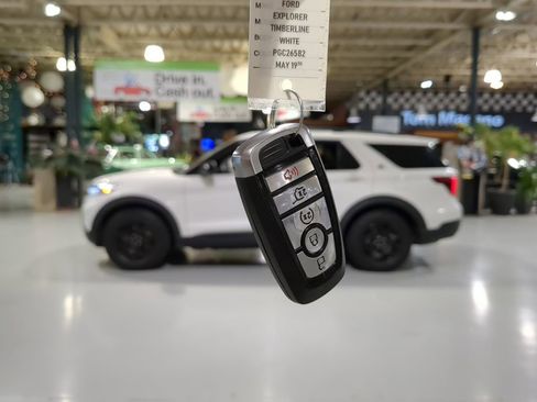 Used 2023 Ford Explorer Timberline w/ Timberline Technology Package AWD/4WD image 4