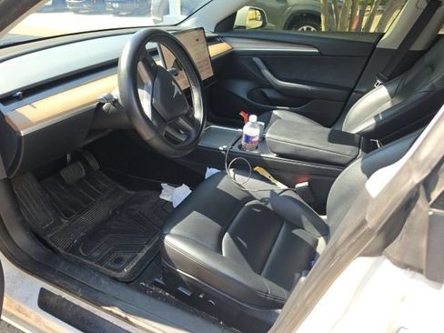 Used 2023 Tesla Model 3 Standard Range RWD image 6