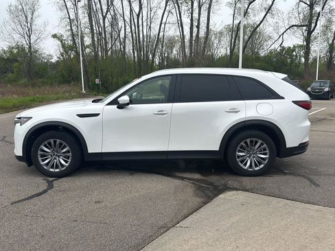 Used 2024 MAZDA CX-90 3.3 Turbo w/ Preferred Plus AWD/4WD image 2