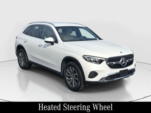 Certified 2023 Mercedes-Benz GLC 300 image 3