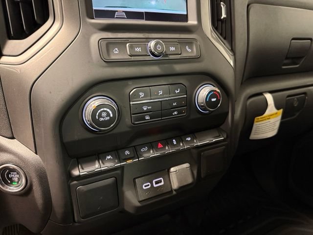 Certified 2025 Chevrolet Silverado 1500 W/T RWD image 17