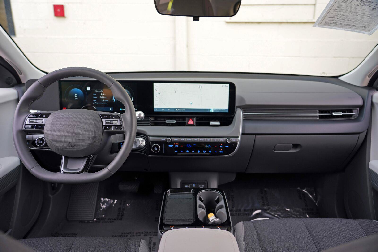 Used 2025 Hyundai Ioniq 5 SE RWD image 12