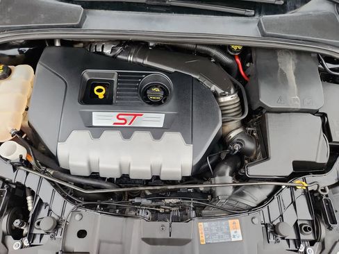 Used 2018 Ford Focus ST image 13