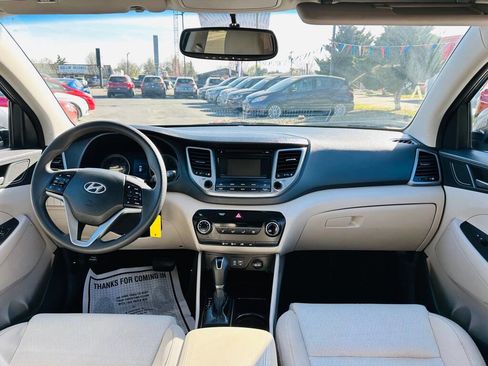 Used 2016 Hyundai Tucson SE w/ Option Group 02 image 9