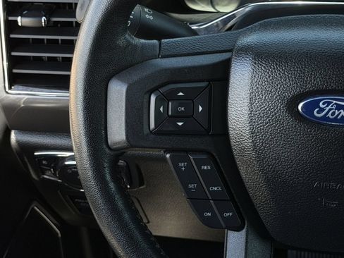 Used 2019 Ford F150 XLT w/ Equipment Group 302A Luxury AWD/4WD image 16