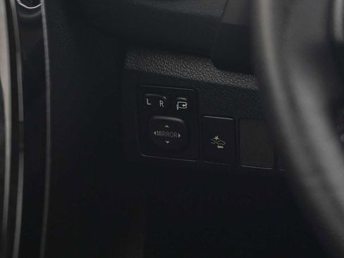 Used 2018 Toyota Corolla iM FWD image 22