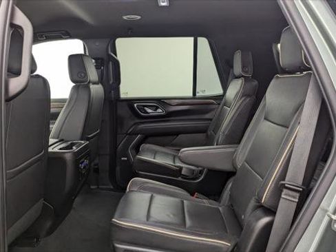 Used 2023 Chevrolet Tahoe Premier RWD image 17