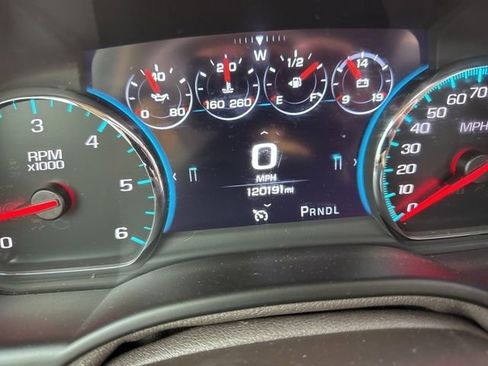 Used 2018 GMC Yukon Denali image 5
