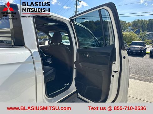 Used 2023 Honda Ridgeline Black Edition image 40