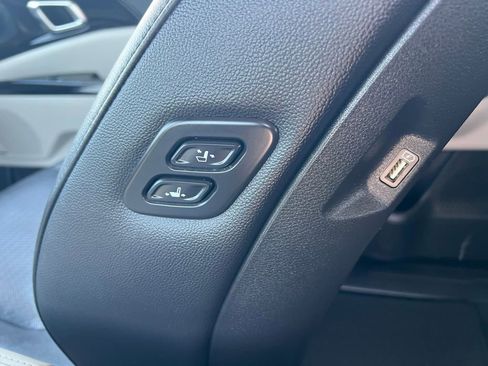 Used 2024 Kia Carnival SX Prestige FWD image 26