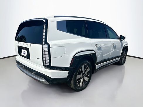 New 2026 Hyundai Ioniq 9 SEL image 5