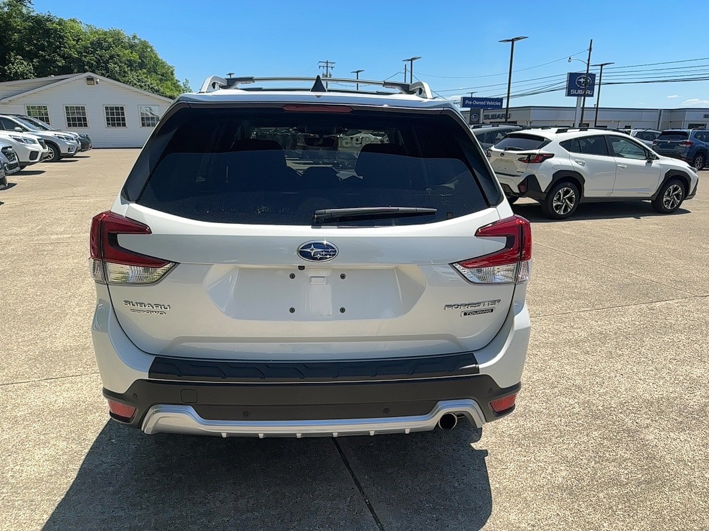 Used 2024 Subaru Forester Touring w/ Convenience Package AWD/4WD image 5