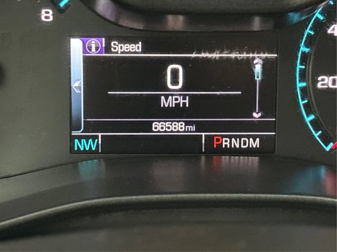 Used 2016 Chevrolet Colorado LT image 46