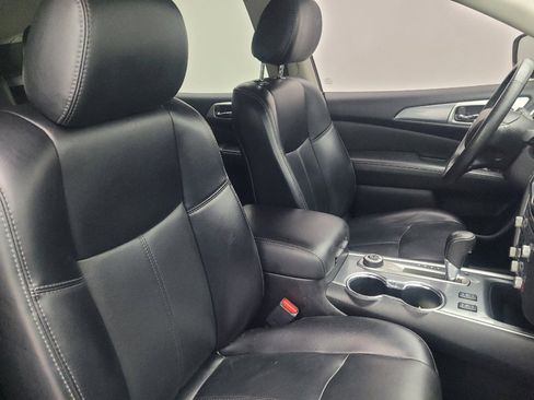 Used 2018 Nissan Pathfinder SL w/ Midnight Edition Package AWD/4WD image 21