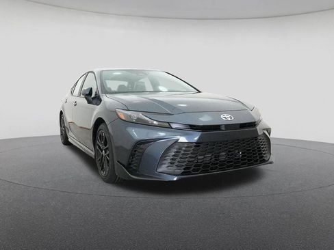 New 2026 Toyota Camry SE image 30