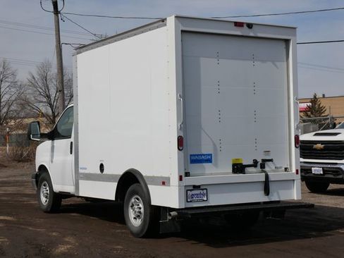 New 2024 Chevrolet Express 3500 w/ Power Convenience Package RWD image 4