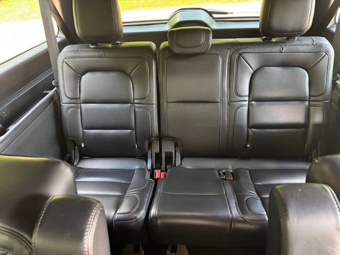 Used 2020 Lincoln Navigator L Reserve w/ Equipment Group 201A Reserve AWD/4WD image 31