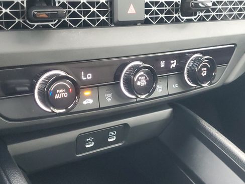 Used 2025 Honda Accord LX image 18