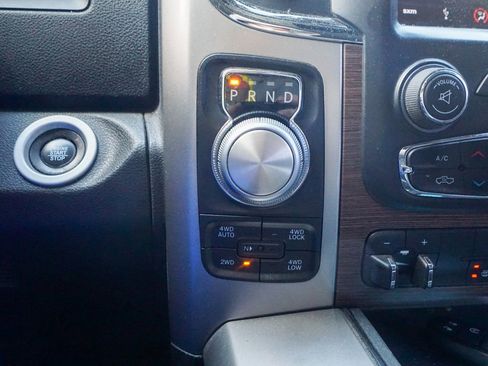 Used 2018 RAM 1500 Laramie w/ Convenience Group image 26