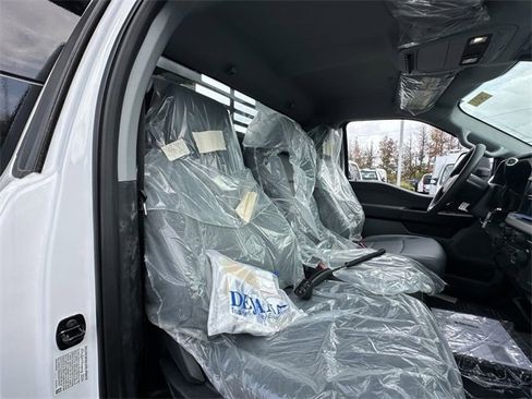 New 2024 Ford F550 4x4 Regular Cab Super Duty image 33