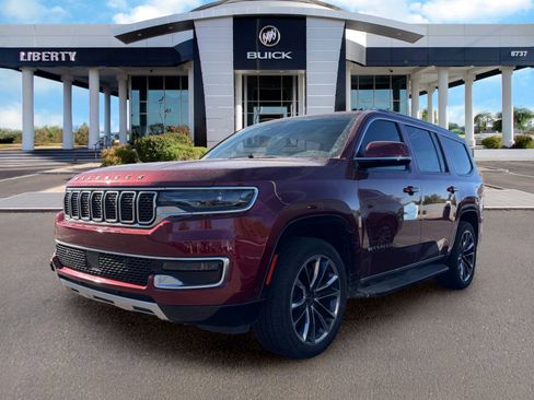 Used 2022 Jeep Wagoneer Series II w/ Premium Group I RWD image 2