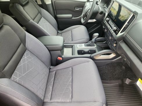 New 2026 Nissan Frontier SV w/ SV Convenience Package AWD/4WD image 13