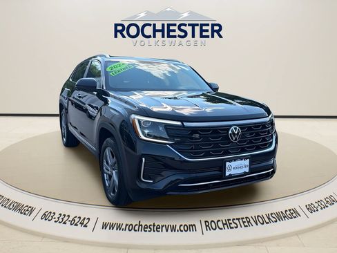 Used 2024 Volkswagen Atlas Cross Sport SEL R-Line AWD/4WD image 9