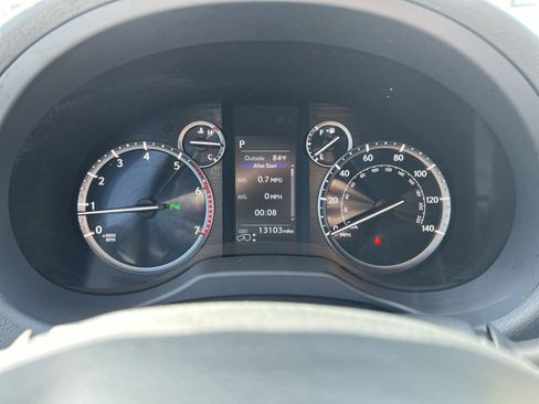 Used 2023 Lexus GX 460 Luxury w/ Sport Design Package AWD/4WD image 17