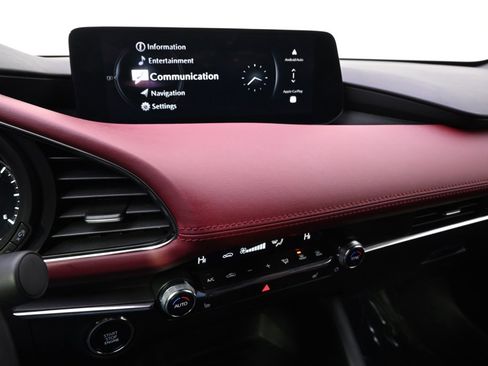 Certified 2025 MAZDA MAZDA3 Hatchback w/Premium Plus Pkg image 28