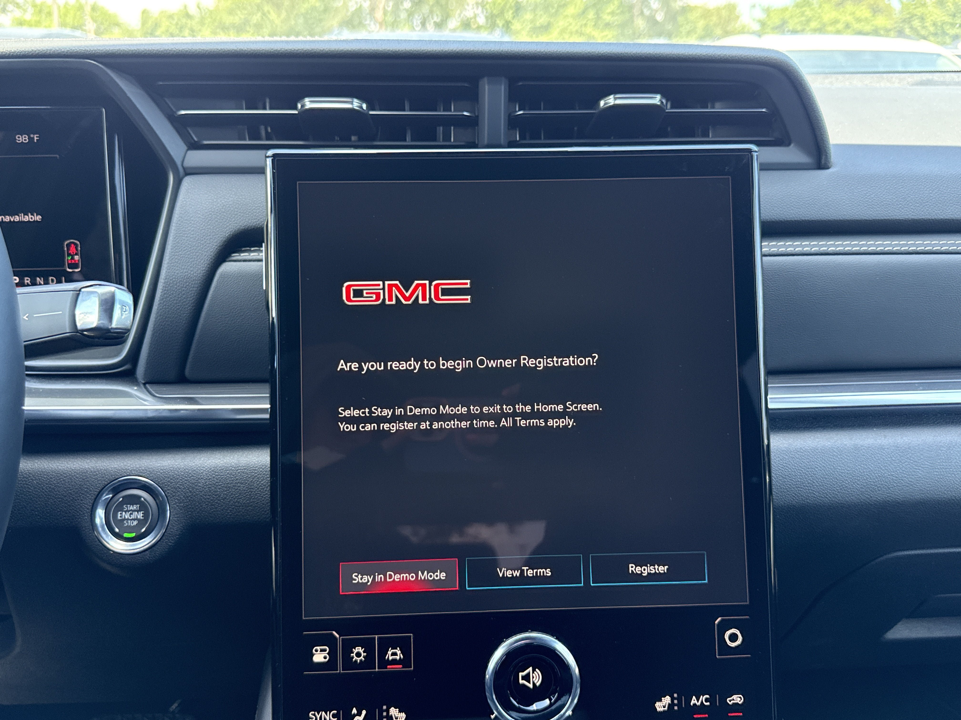 New 2027 GMC Terrain Elevation w/ Elevation Premium Package FWD image 11