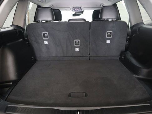 Used 2023 Jeep Grand Cherokee Limited image 14