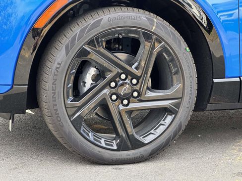 New 2026 Chevrolet Equinox EV RS image 7