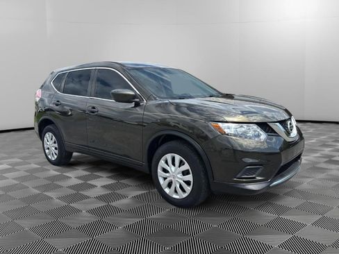 Used 2016 Nissan Rogue S AWD/4WD image 2