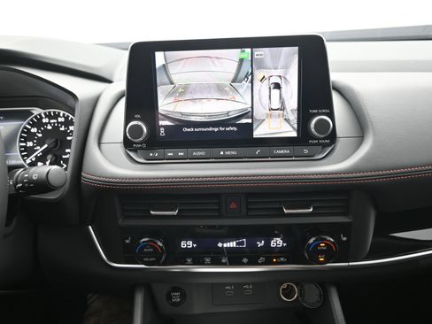 New 2026 Nissan Rogue SV image 16