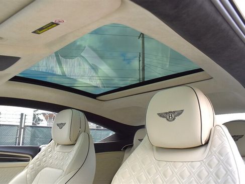 Used 2021 Bentley Continental GT AWD/4WD image 16