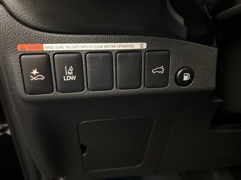 Used 2021 Mitsubishi Outlander SEL image 25