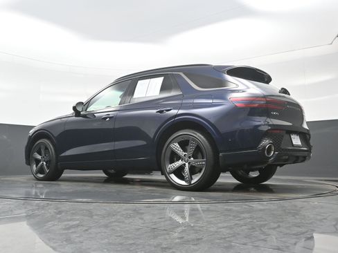 Certified 2023 Genesis GV70 2.5T w/ Sport Prestige Package image 31