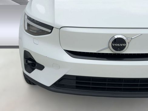 Certified 2023 Volvo C40 P8 Recharge Ultimate image 18