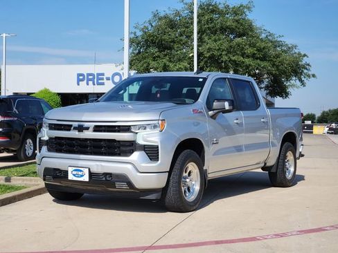 Certified 2022 Chevrolet Silverado 1500 RST AWD/4WD image 2