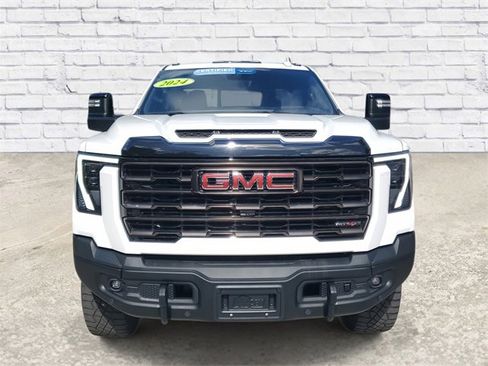 Certified 2024 GMC Sierra 2500 AT4X w/ AT4X AEV Edition image 6